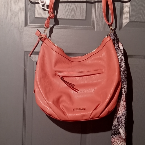 Jessica Simpson Handbags - Jessica Simpson Lucille purse